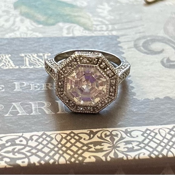 Source Unknown Jewelry - Sterling Silver Ring with HUGE center cushion CZ halo and shank